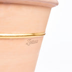 Hand-gilded terracotta pot with 22-karat gold rim – Zestasia l’origine